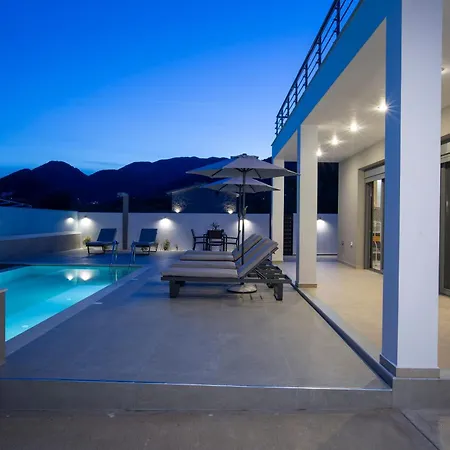 Valora Nydri (Lefkada)