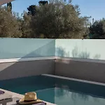 Valora
