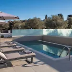 Valora فيلة نيدري