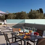 Valora *